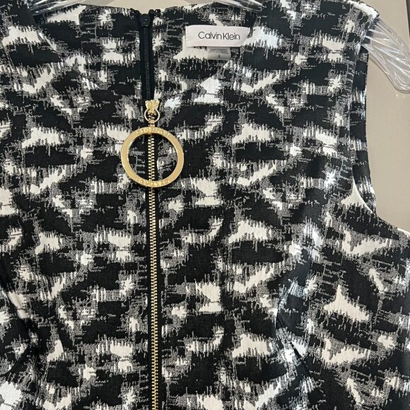Black and White Pattern Dress - Size 4 - Calvin Klein - Picture 1 of 4